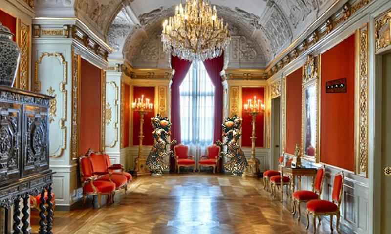 Christiansborg Palace Escape
